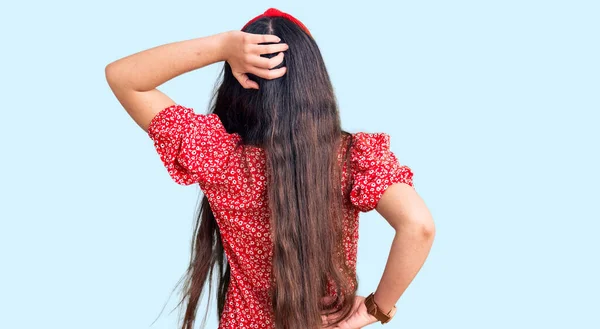 Brunette Teenager Girl Wearing Summer Dress Backwards Thinking Doubt Hand — Stock Photo, Image