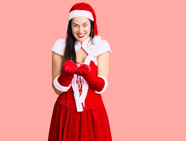 Jovem Bela Mulher Caucasiana Vestindo Traje Papai Noel Sorrindo Com — Fotografia de Stock