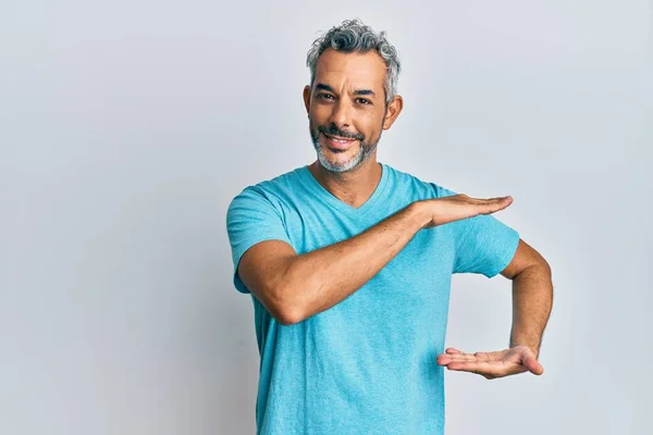 Middle Age Grey Haired Man Wearing Casual Clothes Gesturing Hands — Stock Photo, Image