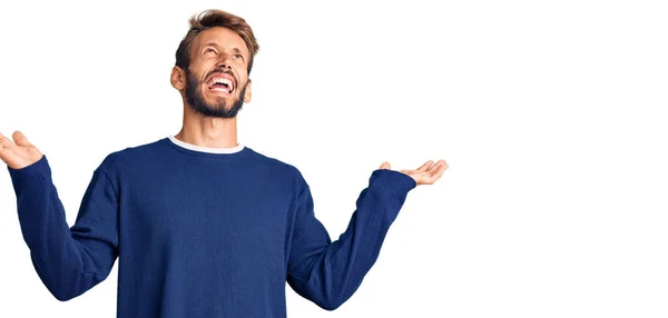 Bello Uomo Biondo Con Barba Che Indossa Maglione Casual Pazzo — Foto Stock