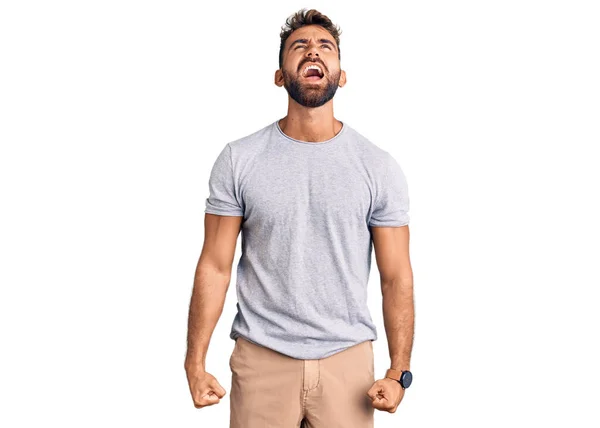 Young Hispanic Man Wearing Casual Clothes Angry Mad Screaming Frustrated — Stock Photo, Image