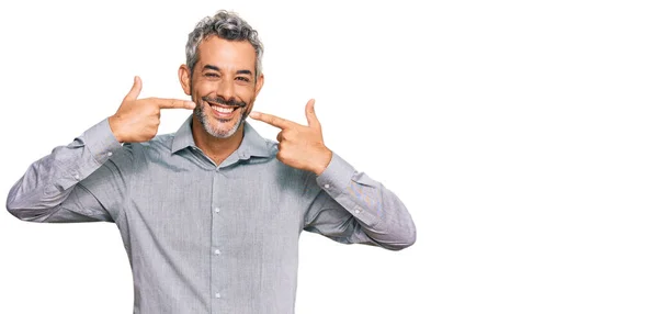 Homme Aux Cheveux Gris Âge Moyen Portant Des Vêtements Décontractés — Photo