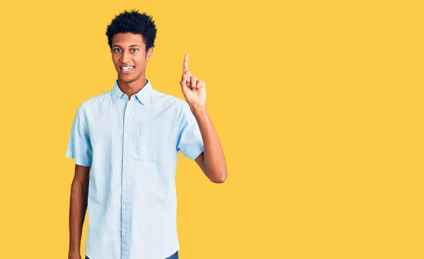 Young African American Man Wearing Casual Clothes Pointing Finger Successful — Stock Photo, Image