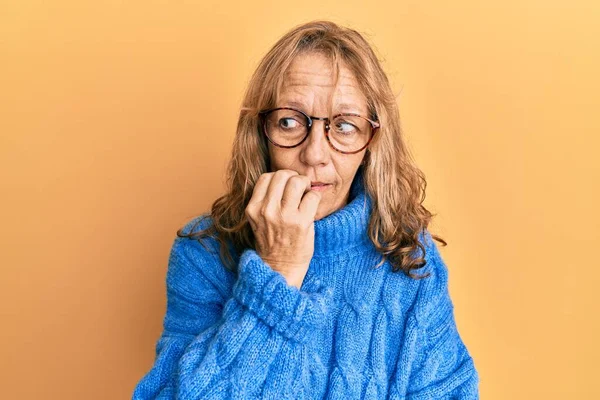 Middle Age Blonde Woman Wearing Glasses Casual Winter Sweater Looking — Stock Photo, Image