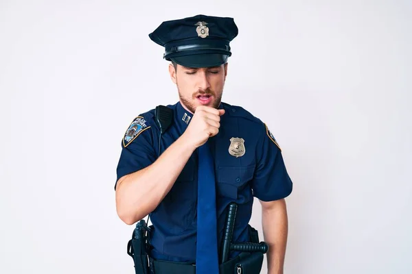 Молодий Білошкірий Чоловік Поліцейській Формі Відчуває Себе Погано Кашляє Симптом — стокове фото