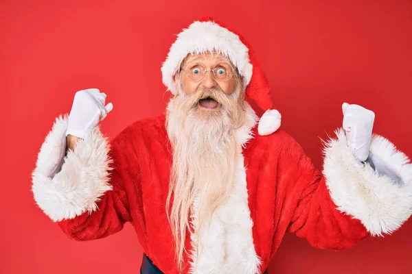 Alter Älterer Mann Mit Grauen Haaren Und Langem Bart Traditioneller — Stockfoto