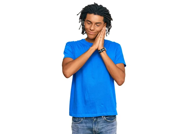 Young African American Man Wearing Casual Clothes Sleeping Tired Dreaming — Stock Photo, Image