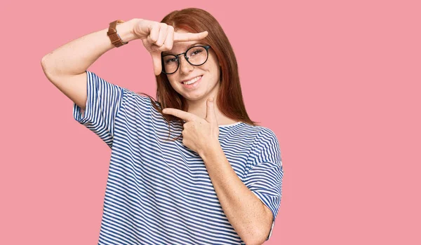 Young Read Head Woman Wearing Casual Clothes Glasses Smiling Making — Stock fotografie