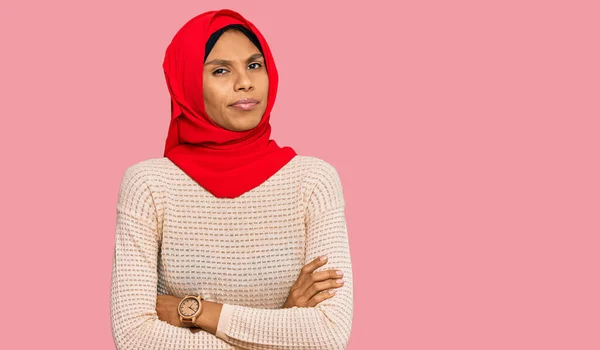 Young African American Woman Wearing Traditional Islamic Hijab Scarf Skeptic — Stock Photo, Image