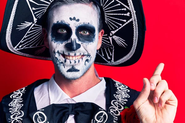 Young Man Wearing Mexican Day Dead Costume Red Background Smiling — Stock Photo, Image