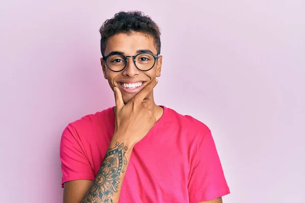 Young Handsome African American Man Wearing Glasses Pink Background Looking — Stock Photo, Image