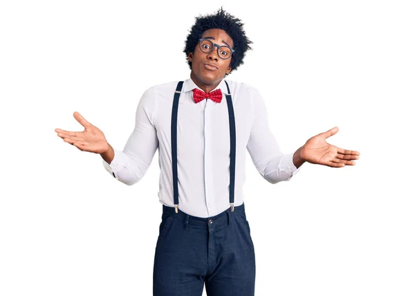 Bonito Homem Africano Americano Com Cabelo Afro Vestindo Hipster Elegante — Fotografia de Stock