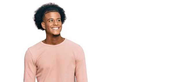 African American Man Afro Hair Wearing Casual Clothes Looking Away — Stock Photo, Image