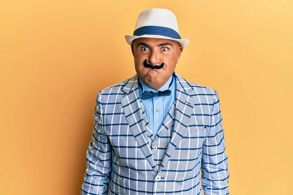 Mature Middle East Man Mustache Wearing Vintage Elegant Fashion Style — Stock Photo, Image