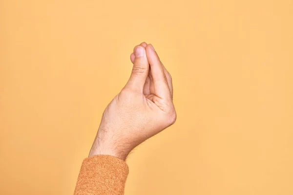 Hand Caucasian Young Man Showing Fingers Isolated Yellow Background Doing — Stock Photo, Image