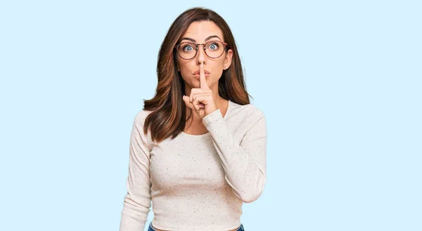 Young Brunette Woman Wearing Casual Clothes Glasses Asking Quiet Finger — Stock Photo, Image