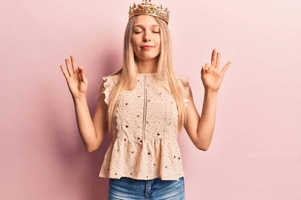 Young Blonde Woman Wearing Princess Crown Relax Smiling Eyes Closed — Stock Photo, Image