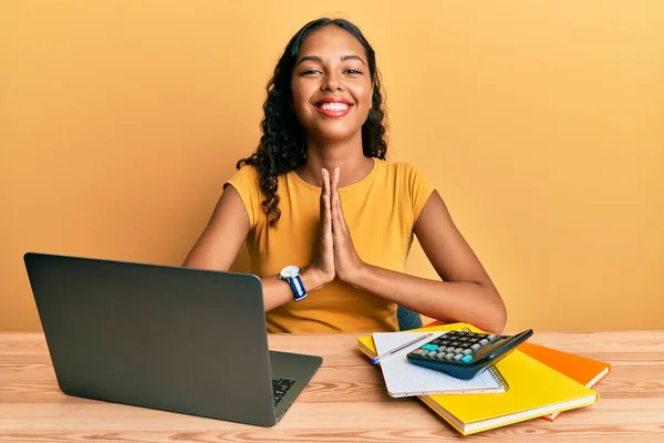 Young African American Girl Working Office Laptop Calculator Praying Hands — Stock Photo, Image