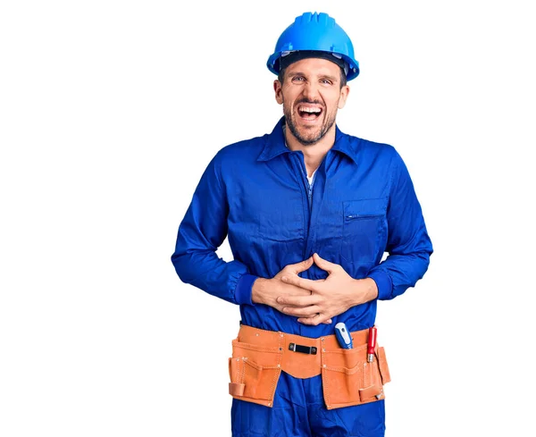 Jovem Homem Bonito Vestindo Uniforme Trabalhador Hardhat Sorrindo Rindo Duro — Fotografia de Stock