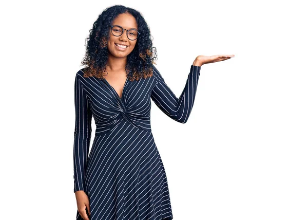 Young African American Woman Wearing Casual Clothes Glasses Smiling Cheerful — Stock Photo, Image