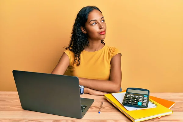 Young African American Girl Working Office Laptop Calculator Smiling Looking — Stock Photo, Image