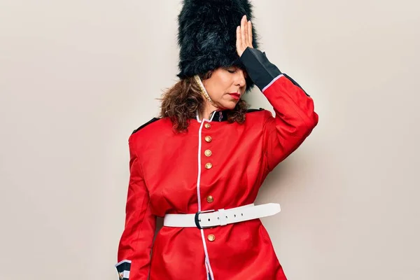 Middle Age Beautiful Wales Guard Woman Wearing Traditional Uniform White — Stock Photo, Image