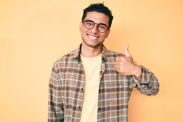 Young Handsome Hispanic Man Wearing Casual Clothes Glasses Smiling Happy — Foto Stock