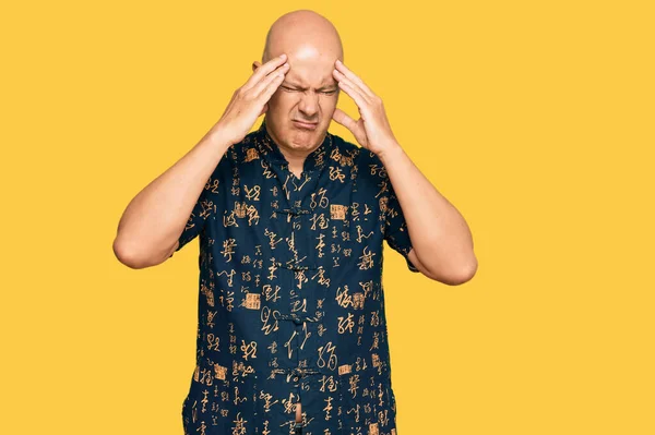 Homem Careca Meia Idade Vestindo Roupas Casuais Que Sofrem Dor — Fotografia de Stock