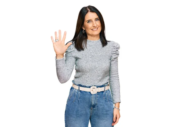 Жінка Середнього Віку Брюнетка Повсякденному Одязі Показує Вказує Пальцями Номер — стокове фото
