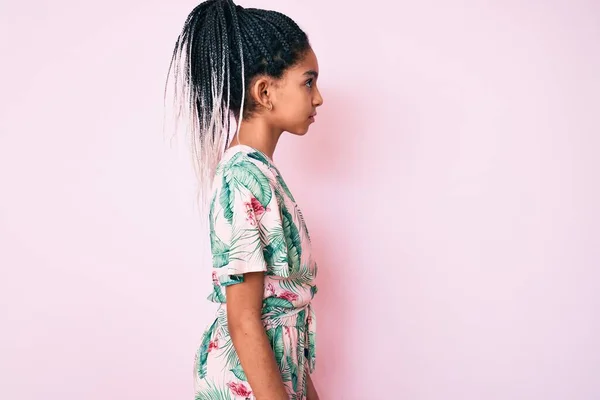 Ung Afrikansk Amerikansk Flicka Barn Med Flätor Bär Sommar Stil — Stockfoto