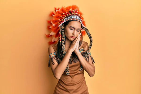 Young Brunette Woman Wearing Indian Costume Sleeping Tired Dreaming Posing — Stock Photo, Image