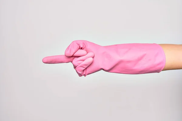 Hand Caucasian Young Woman Wearing Pink Cleaning Glove Showing Middle — Φωτογραφία Αρχείου