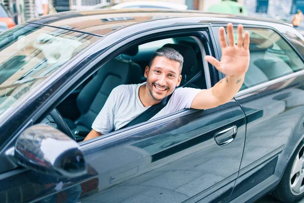 Young Hispanic Man Smiling Happy Sitting Car — Stock Photo, Image