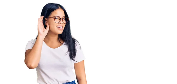 Jovem Bela Menina Asiática Vestindo Roupas Casuais Óculos Sorrindo Com — Fotografia de Stock