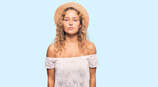 Beautiful Caucasian Woman Wearing Summer Hat Relaxed Serious Expression Face — Stock Photo, Image