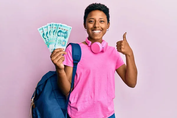 Jeune Fille Afro Américaine Portant Sac Dos Étudiant Tenant Des — Photo