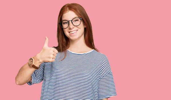 Young Read Head Woman Wearing Casual Clothes Glasses Doing Happy — 图库照片