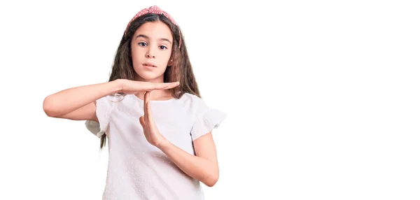 Söt Hispanic Barn Flicka Bär Casual Vit Tröja Gör Time — Stockfoto