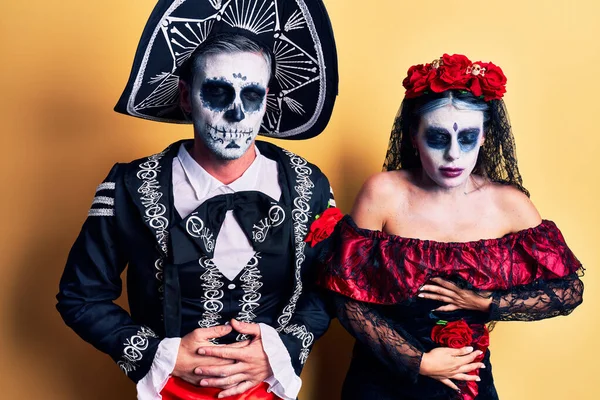 Young Couple Wearing Mexican Day Dead Costume Yellow Hand Stomach — Stok fotoğraf