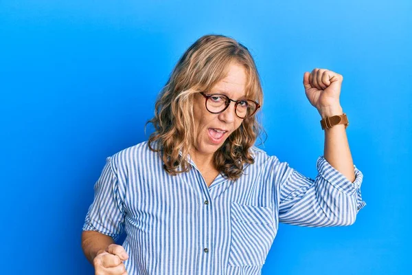 Middle Age Blonde Woman Wearing Casual Clothes Glasses Dancing Happy — Stock Photo, Image