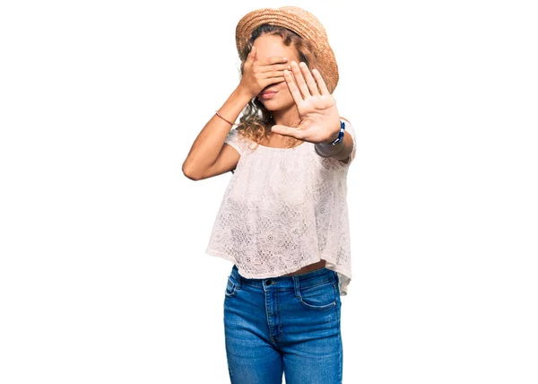 Beautiful Caucasian Woman Wearing Summer Hat Covering Eyes Hands Doing — Stock Photo, Image