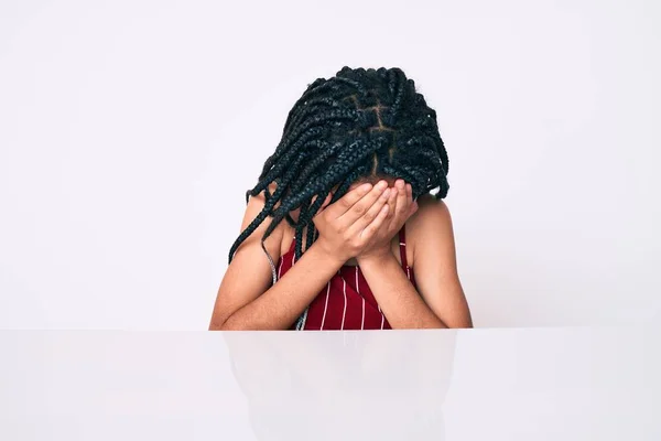 Jeune Fille Afro Américaine Enfant Avec Des Tresses Portant Des — Photo