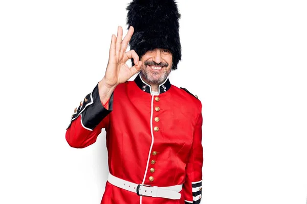 Middle Age Handsome Wales Guard Man Wearing Traditional Uniform White — Stock Photo, Image