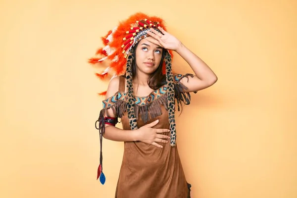 Young Beautiful Latin Girl Wearing Indian Costume Touching Forehead Illness — Stock Photo, Image