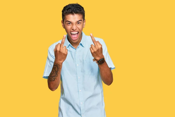 Young Handsome African American Man Wearing Casual Clothes Showing Middle — Stock Fotó