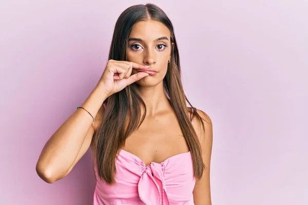 Young Hispanic Woman Wearing Casual Style Sleeveless Shirt Mouth Lips — Stock Photo, Image