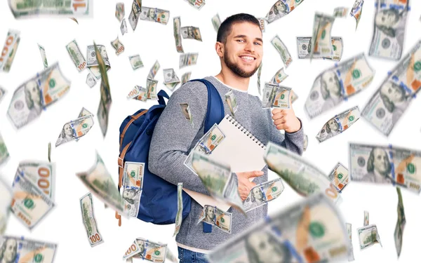 Jovem Homem Bonito Vestindo Mochila Estudante Segurando Notebook Sorrindo Feliz — Fotografia de Stock