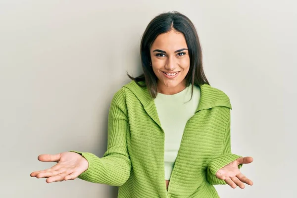 Young Brunette Woman Wearing Casual Clothes Smiling Cheerful Open Arms — Stock Photo, Image