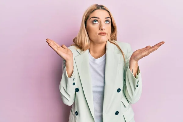 Young Caucasian Woman Wearing Business Clothes Clueless Confused Open Arms — Stock Photo, Image
