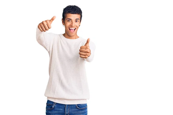 Young African Amercian Man Wearing Casual Clothes Approving Doing Positive — Stock Photo, Image